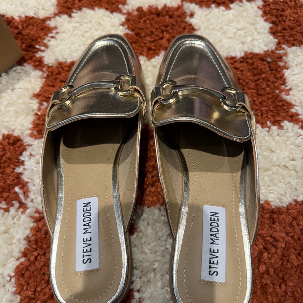 Steve Madden Clapton Silver Mule Size 7 - Picture 4 of 4